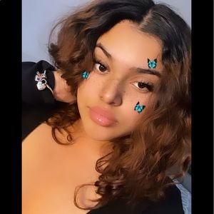 Meet your Posher, Karla